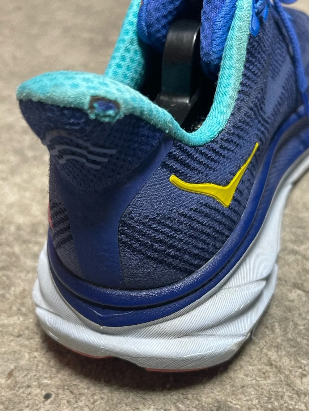 Hoka women’s clifton